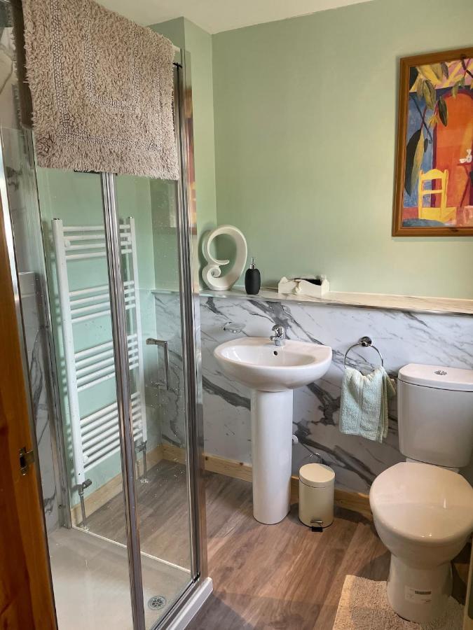 Snowberry Cottages No1 Онич Экстерьер фото
